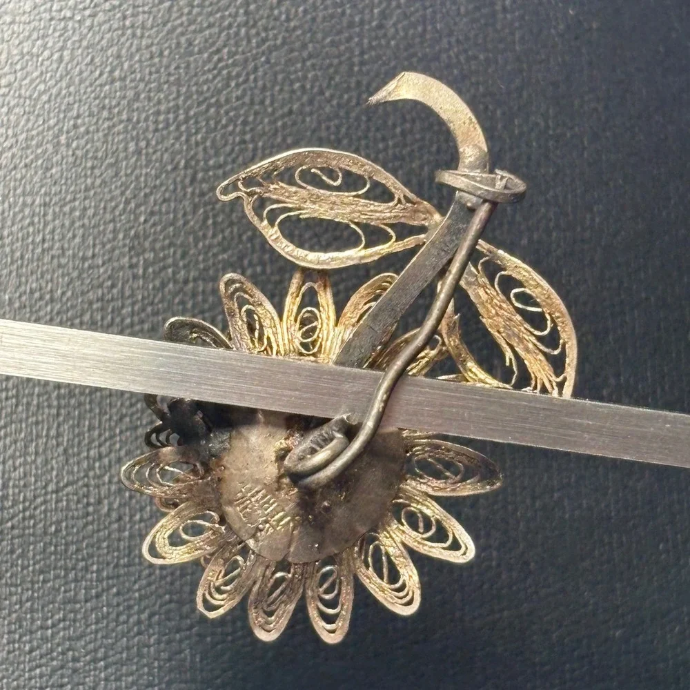 Brooch Silver Vintage Italy Filigree Flower Floral Leaf Pin 1.5 Inch